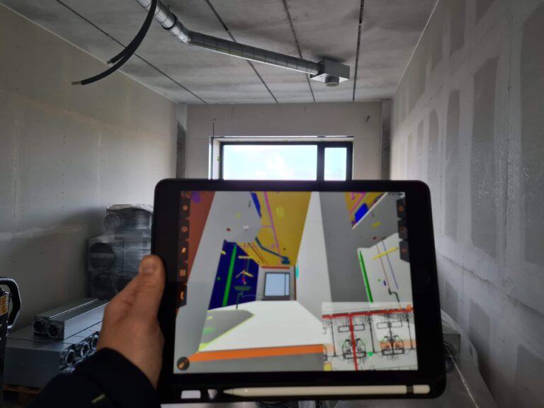 model-based construction site - Field BIM software